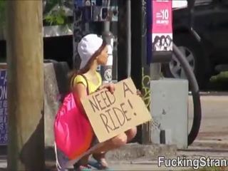 Hitchhiker tiener londen smid geneukt en jizzed in publiek